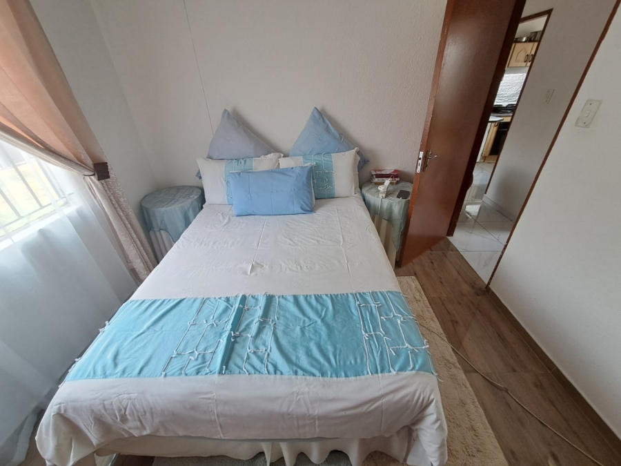 2 Bedroom Property for Sale in Protea Glen Gauteng