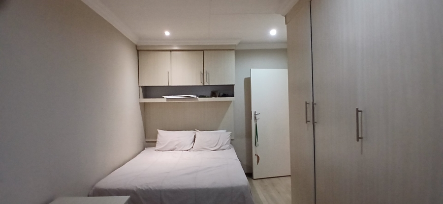 5 Bedroom Property for Sale in Heuweloord Gauteng