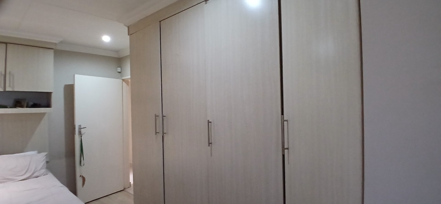 5 Bedroom Property for Sale in Heuweloord Gauteng