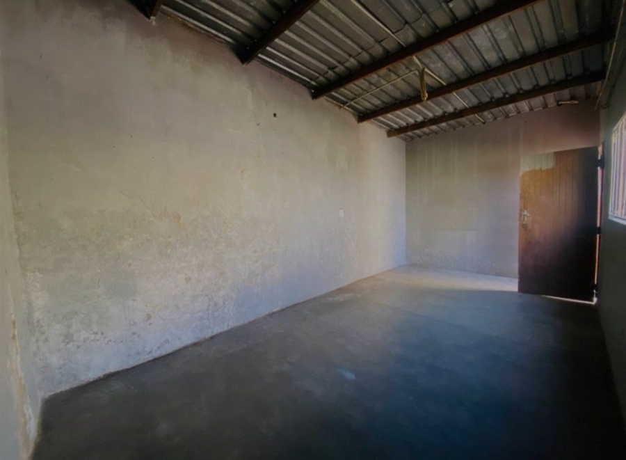 2 Bedroom Property for Sale in Olievenhoutbosch Gauteng