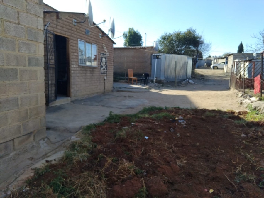 2 Bedroom Property for Sale in Olievenhoutbosch Gauteng