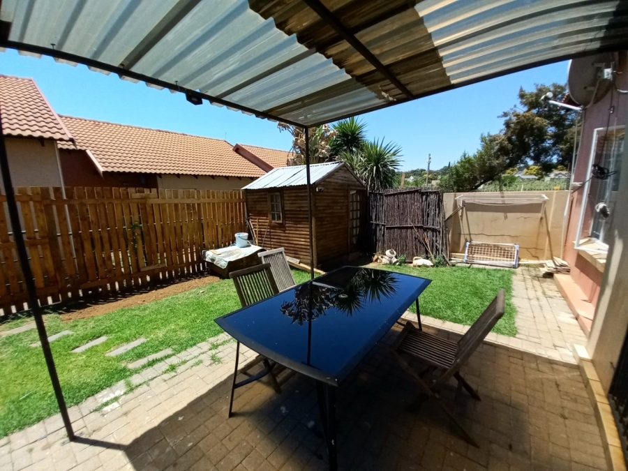 2 Bedroom Property for Sale in Illiondale Gauteng