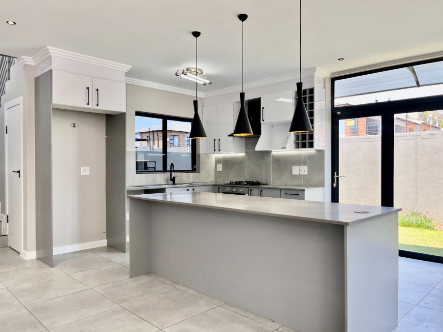 To Let 3 Bedroom Property for Rent in Rynfield A H Gauteng