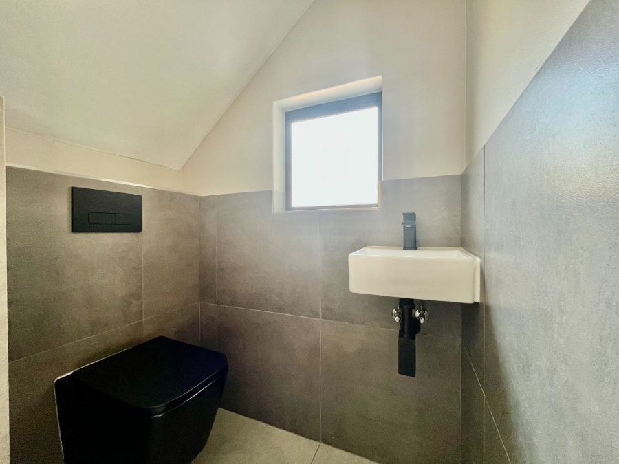 To Let 3 Bedroom Property for Rent in Rynfield A H Gauteng