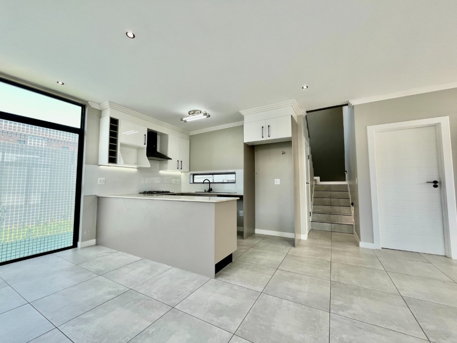 3 Bedroom Property for Sale in Rynfield Gauteng