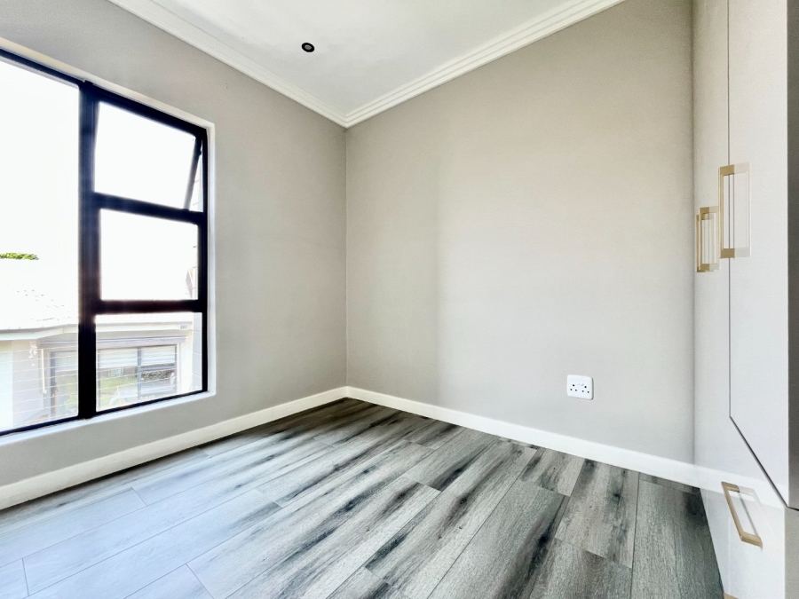 3 Bedroom Property for Sale in Rynfield Gauteng