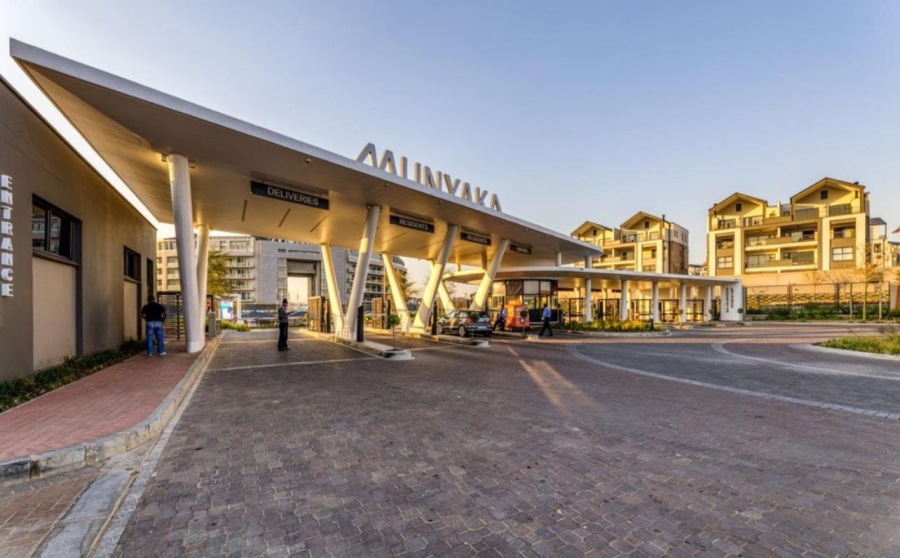 1 Bedroom Property for Sale in Waterfall View Gauteng