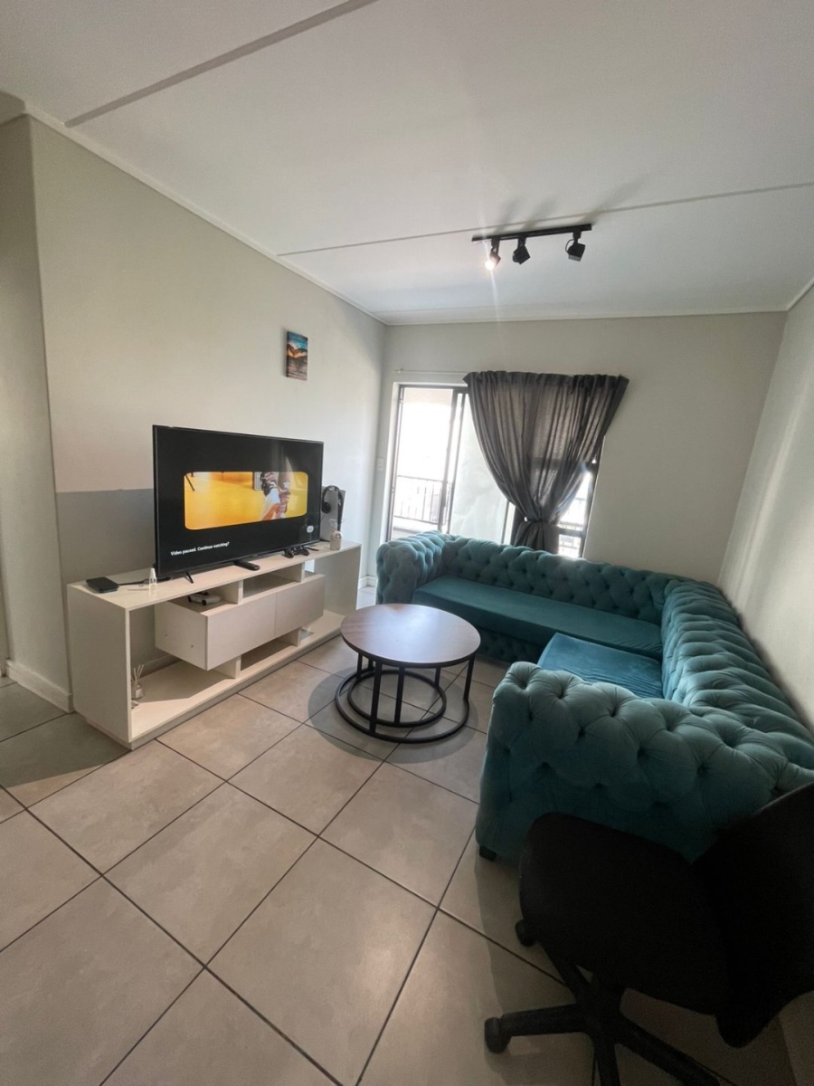 1 Bedroom Property for Sale in Waterfall View Gauteng