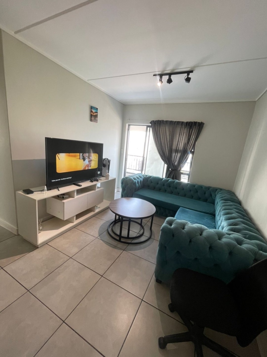 1 Bedroom Property for Sale in Waterfall View Gauteng