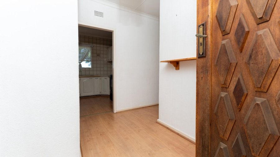 To Let 3 Bedroom Property for Rent in Rangeview Gauteng