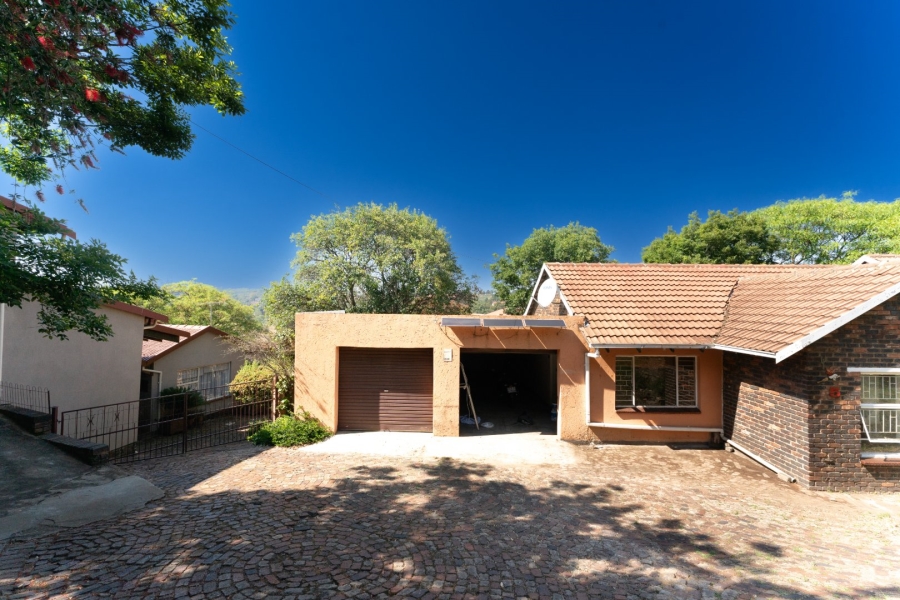 To Let 3 Bedroom Property for Rent in Rangeview Gauteng