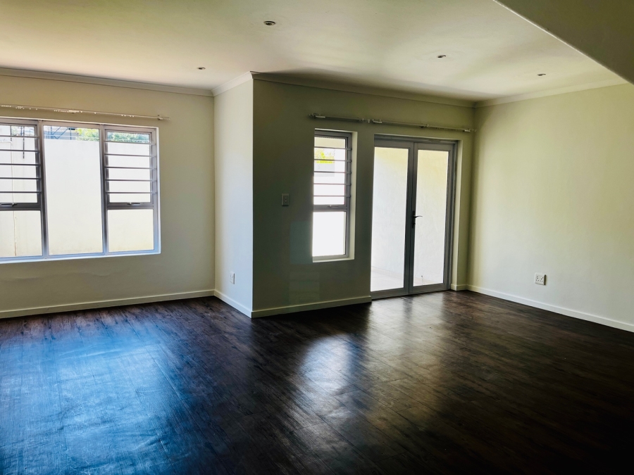 3 Bedroom Property for Sale in Bryanston Gauteng