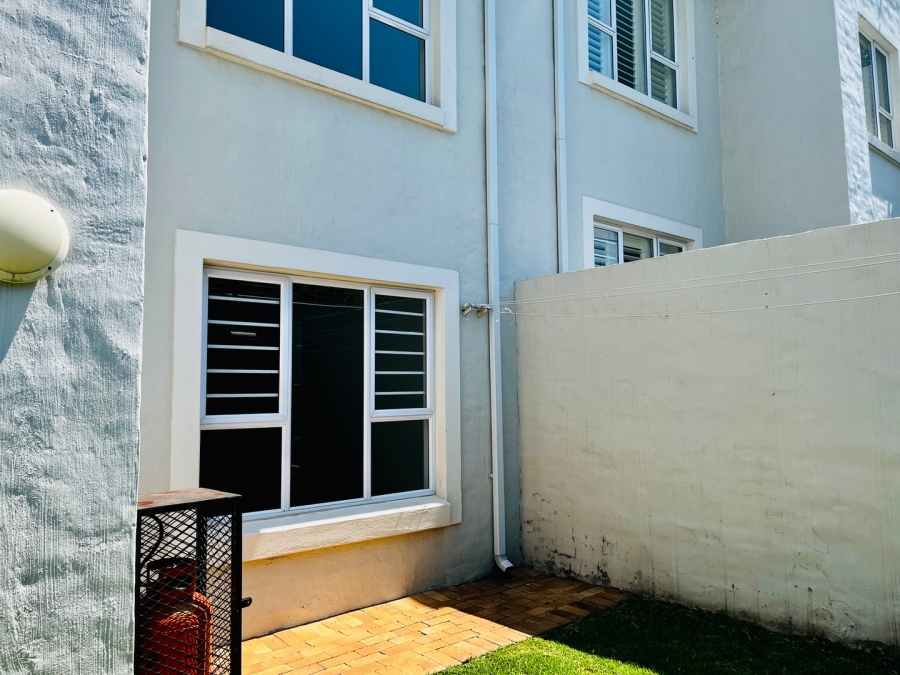 3 Bedroom Property for Sale in Bryanston Gauteng