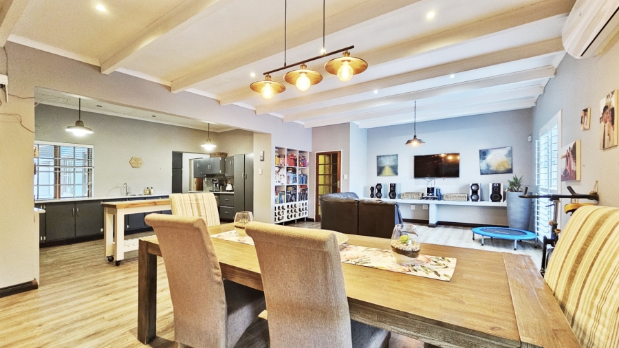 3 Bedroom Property for Sale in Three Rivers Proper Gauteng