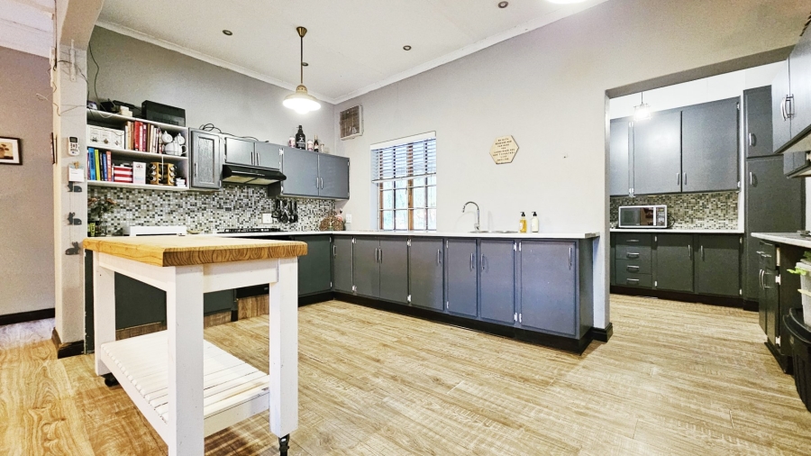 3 Bedroom Property for Sale in Three Rivers Proper Gauteng