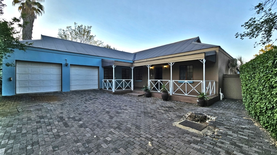 3 Bedroom Property for Sale in Three Rivers Proper Gauteng
