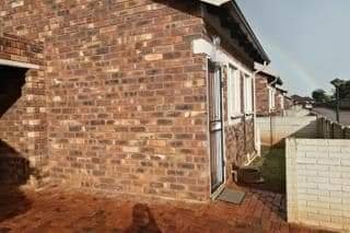 To Let 3 Bedroom Property for Rent in The Orchards Gauteng