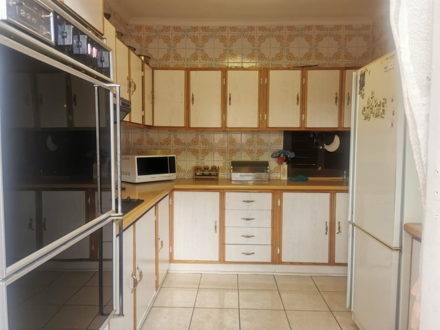 3 Bedroom Property for Sale in Laudium Gauteng