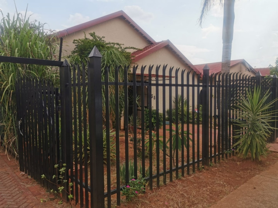 3 Bedroom Property for Sale in Laudium Gauteng