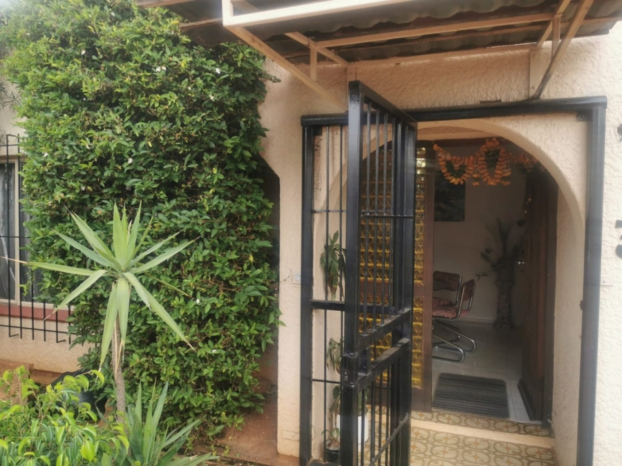 3 Bedroom Property for Sale in Laudium Gauteng
