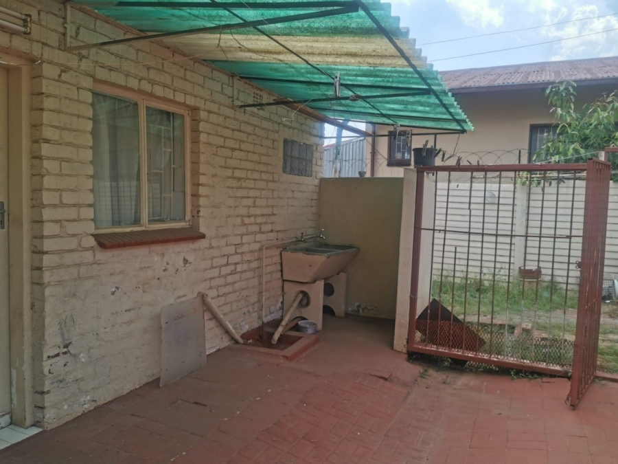 3 Bedroom Property for Sale in Laudium Gauteng