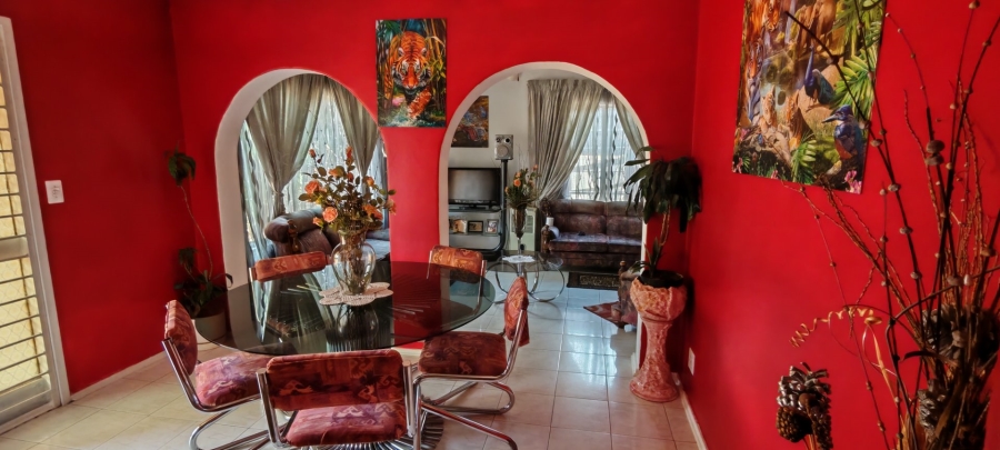 3 Bedroom Property for Sale in Laudium Gauteng