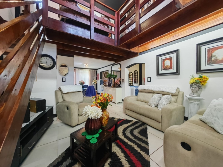 3 Bedroom Property for Sale in Eveleigh Gauteng