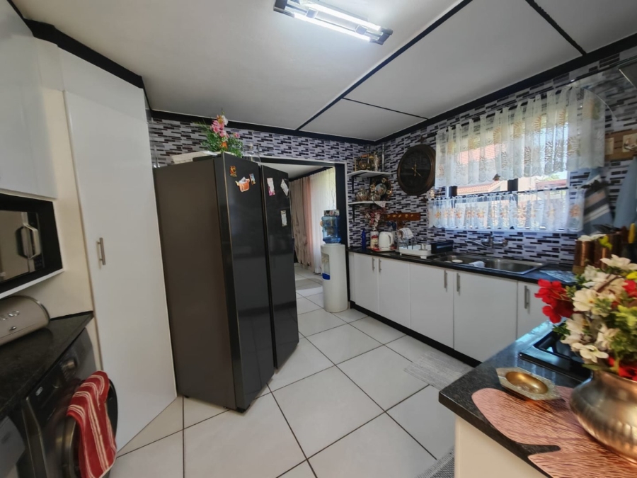 3 Bedroom Property for Sale in Eveleigh Gauteng