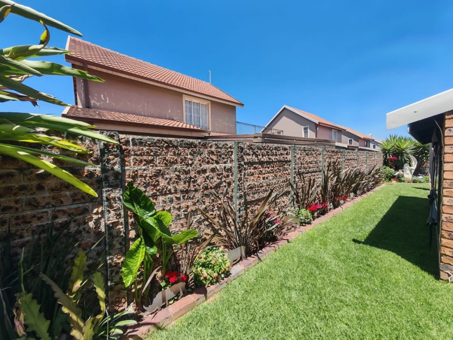 3 Bedroom Property for Sale in Eveleigh Gauteng