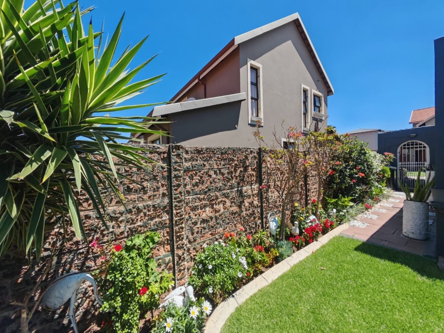 3 Bedroom Property for Sale in Eveleigh Gauteng