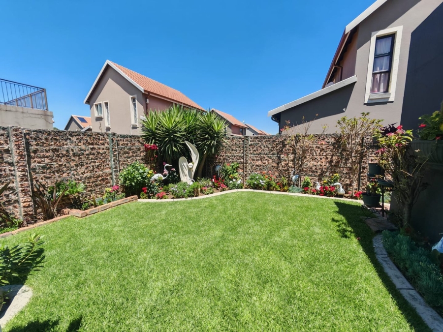 3 Bedroom Property for Sale in Eveleigh Gauteng