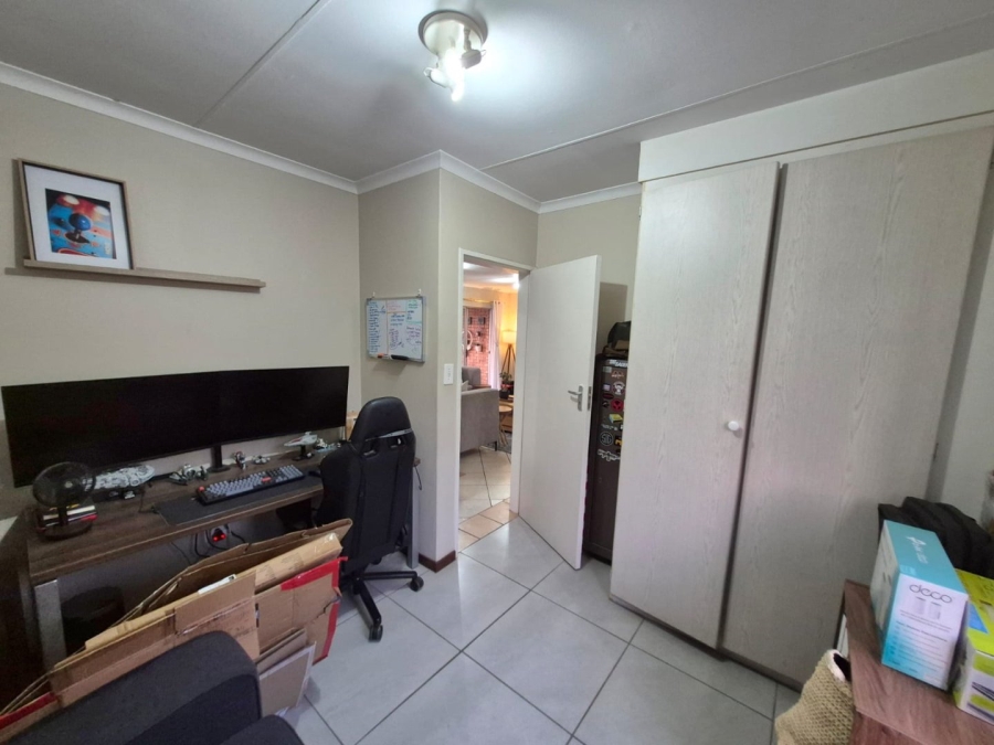 To Let 2 Bedroom Property for Rent in Moreleta Park Gauteng