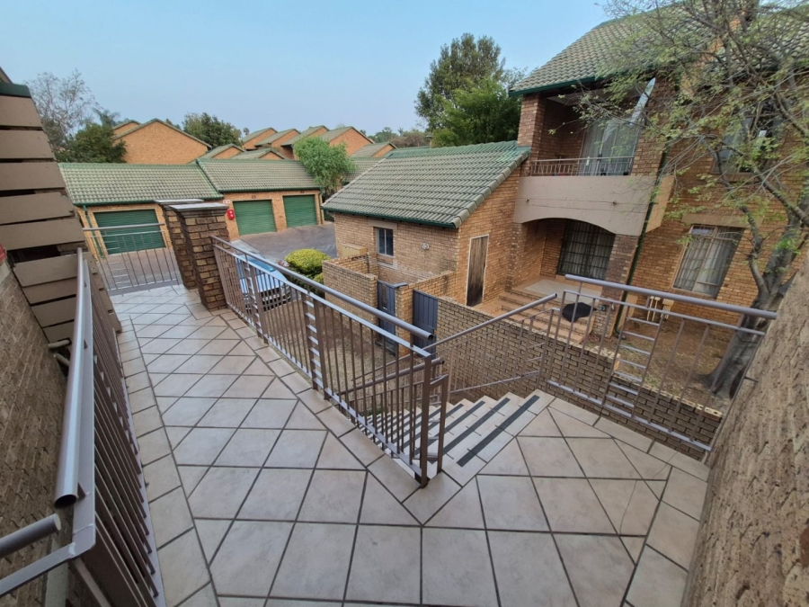 To Let 2 Bedroom Property for Rent in Moreleta Park Gauteng