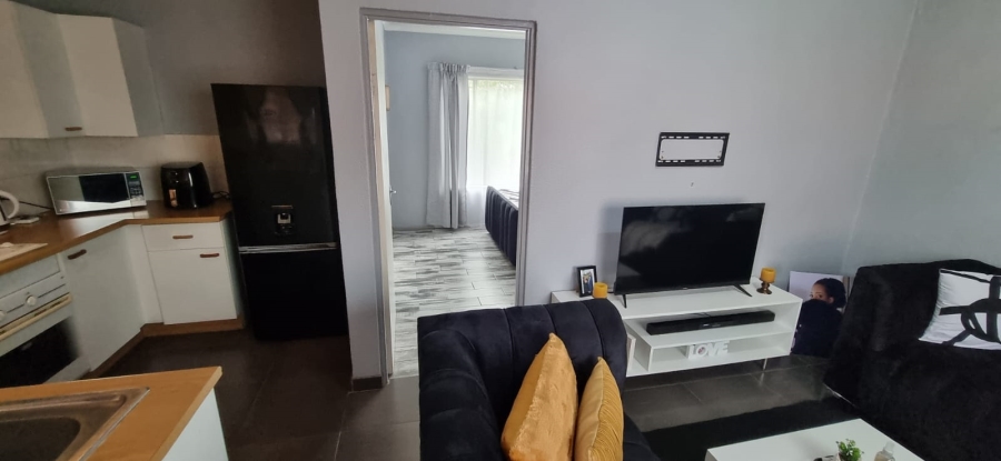 1 Bedroom Property for Sale in Hennopspark Gauteng