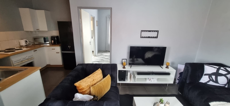 1 Bedroom Property for Sale in Hennopspark Gauteng