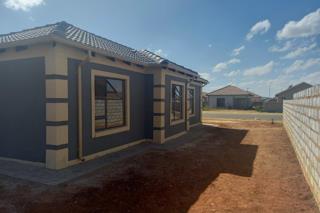 2 Bedroom Property for Sale in Crystal Park Gauteng