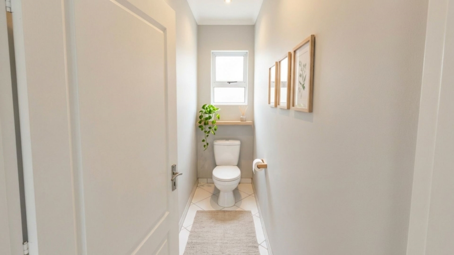 3 Bedroom Property for Sale in Crystal Park Gauteng