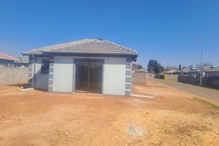 3 Bedroom Property for Sale in Crystal Park Gauteng
