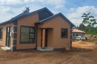 3 Bedroom Property for Sale in Crystal Park Gauteng