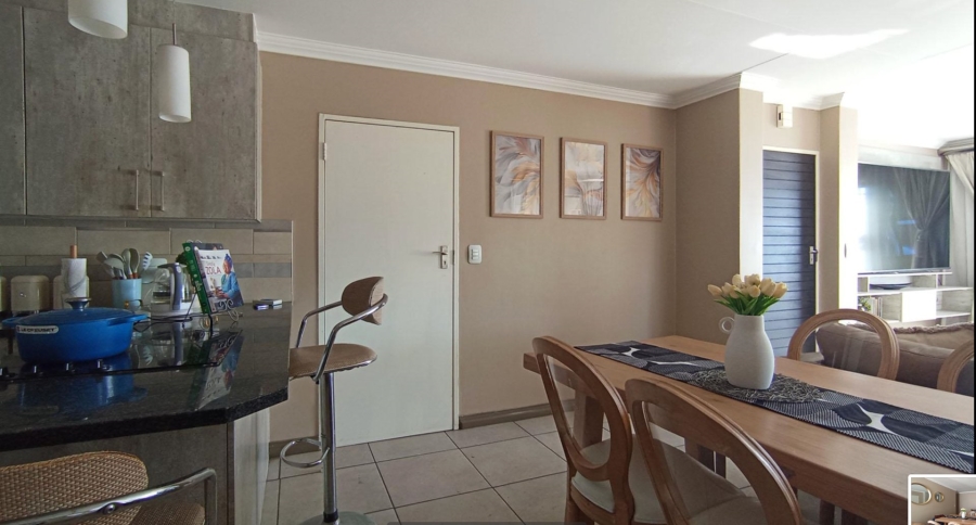 3 Bedroom Property for Sale in Amberfield Valley Gauteng