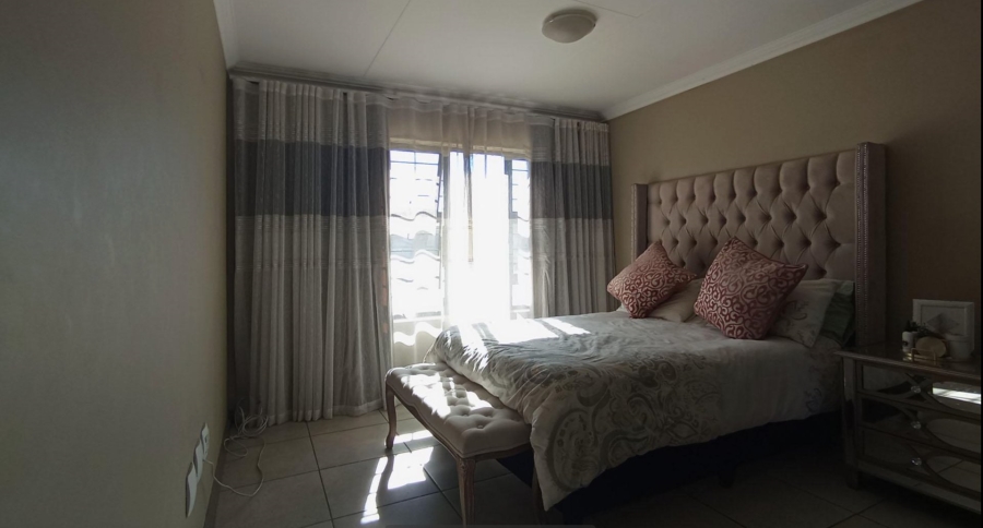 3 Bedroom Property for Sale in Amberfield Valley Gauteng