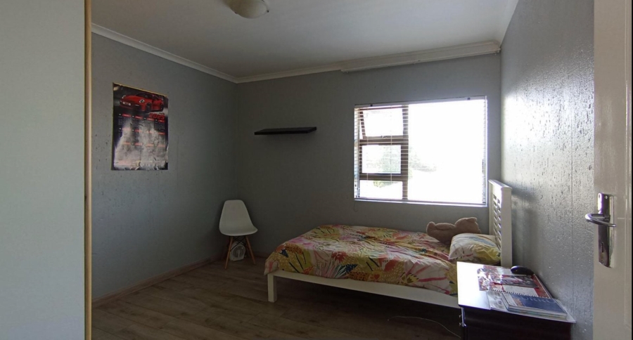 3 Bedroom Property for Sale in Noordwyk Gauteng