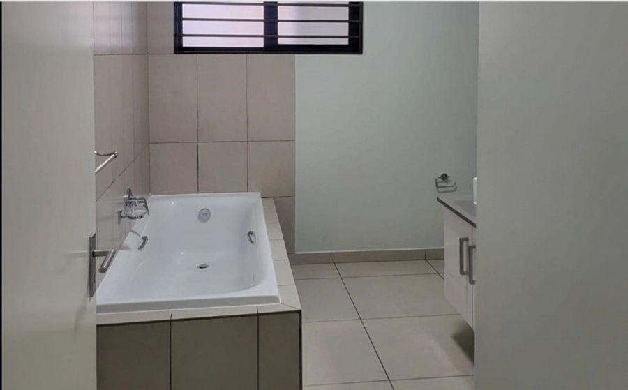 3 Bedroom Property for Sale in North Riding Gauteng