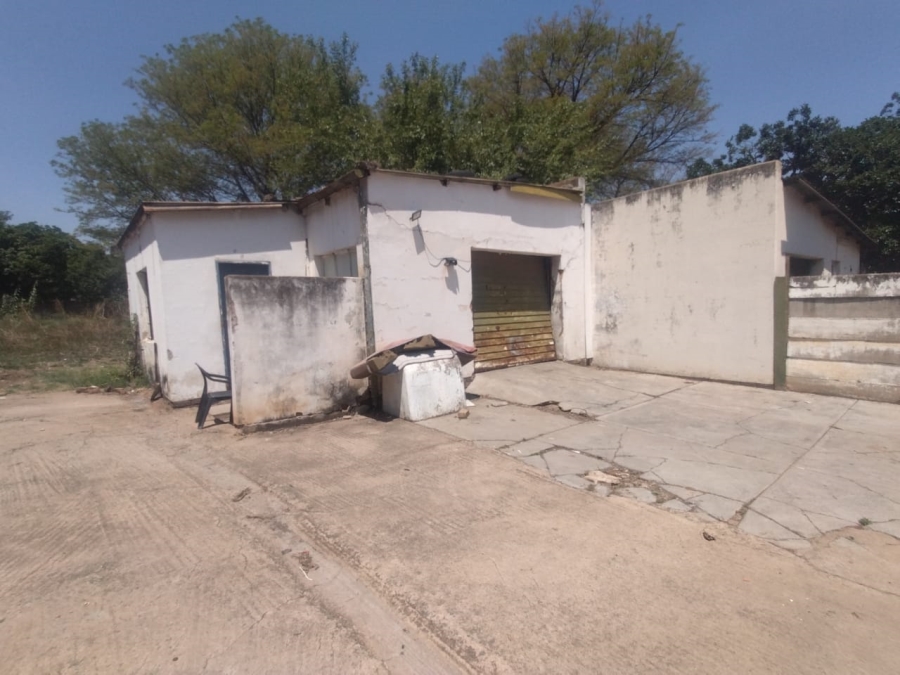 2 Bedroom Property for Sale in Wonderboom South Gauteng