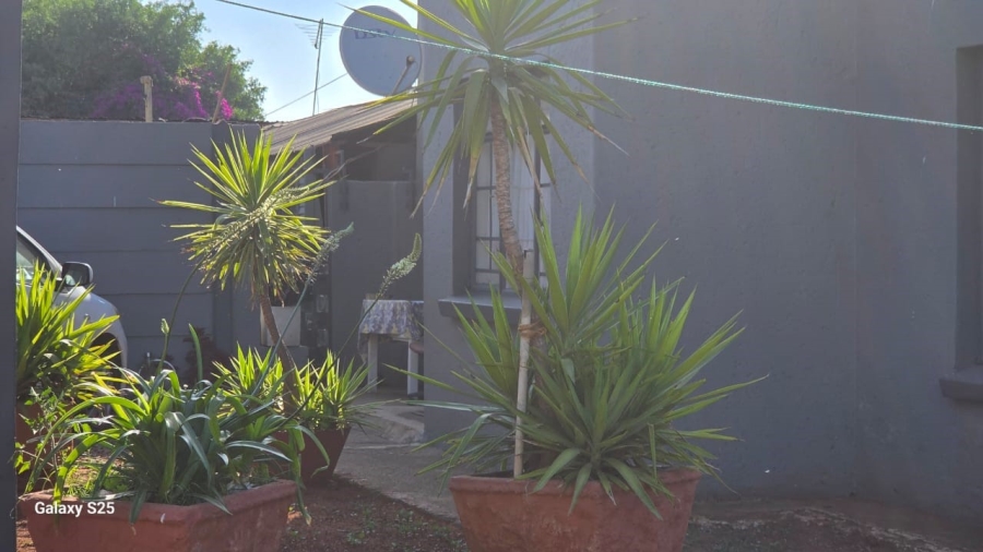 2 Bedroom Property for Sale in Brakpan Central Gauteng