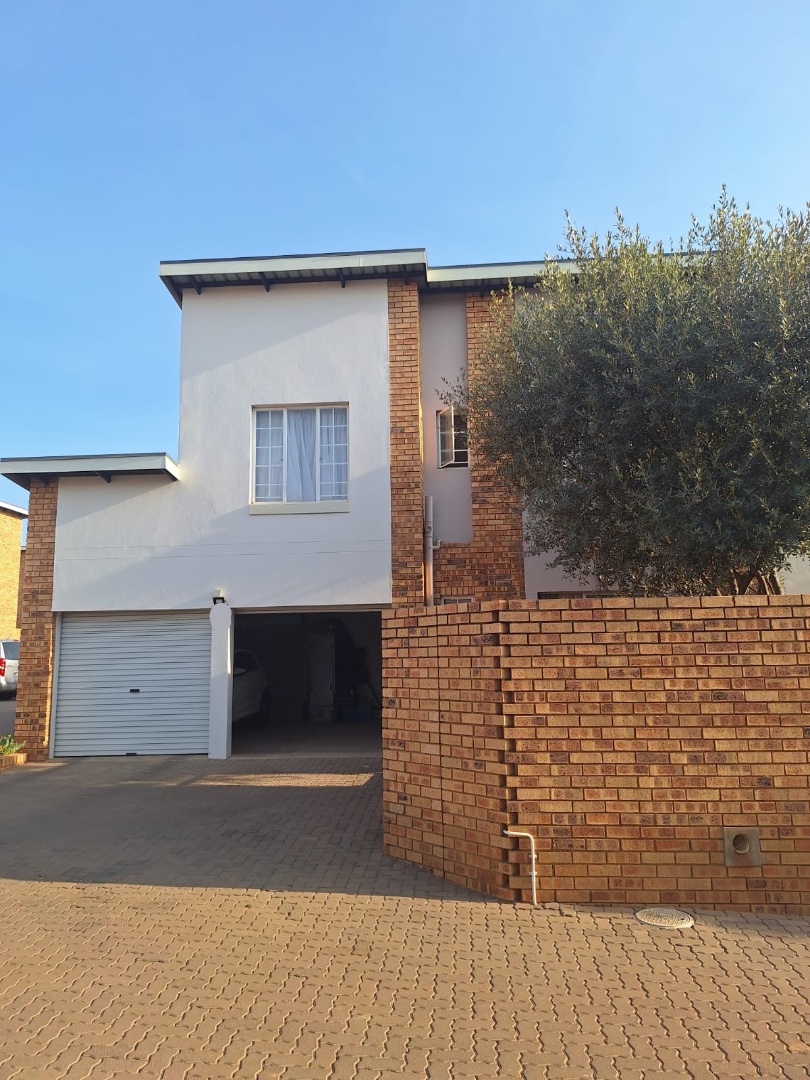 3 Bedroom Property for Sale in Hazeldean Gauteng