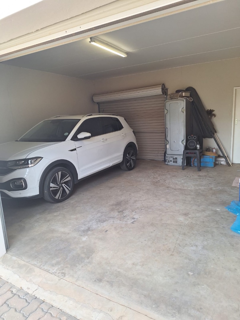 3 Bedroom Property for Sale in Hazeldean Gauteng