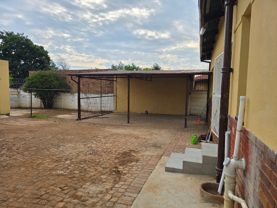 To Let 4 Bedroom Property for Rent in Witfield Gauteng