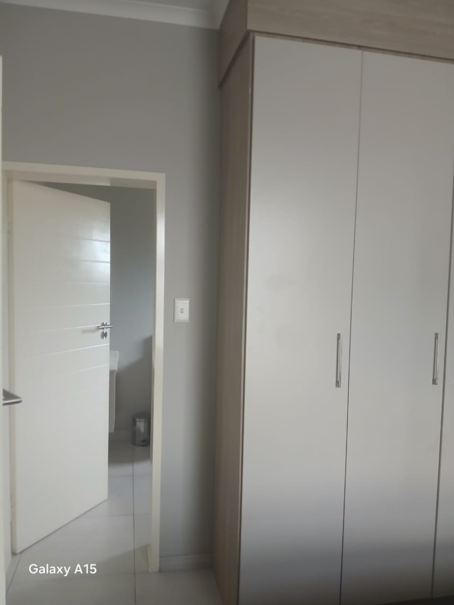 2 Bedroom Property for Sale in Carlswald Gauteng