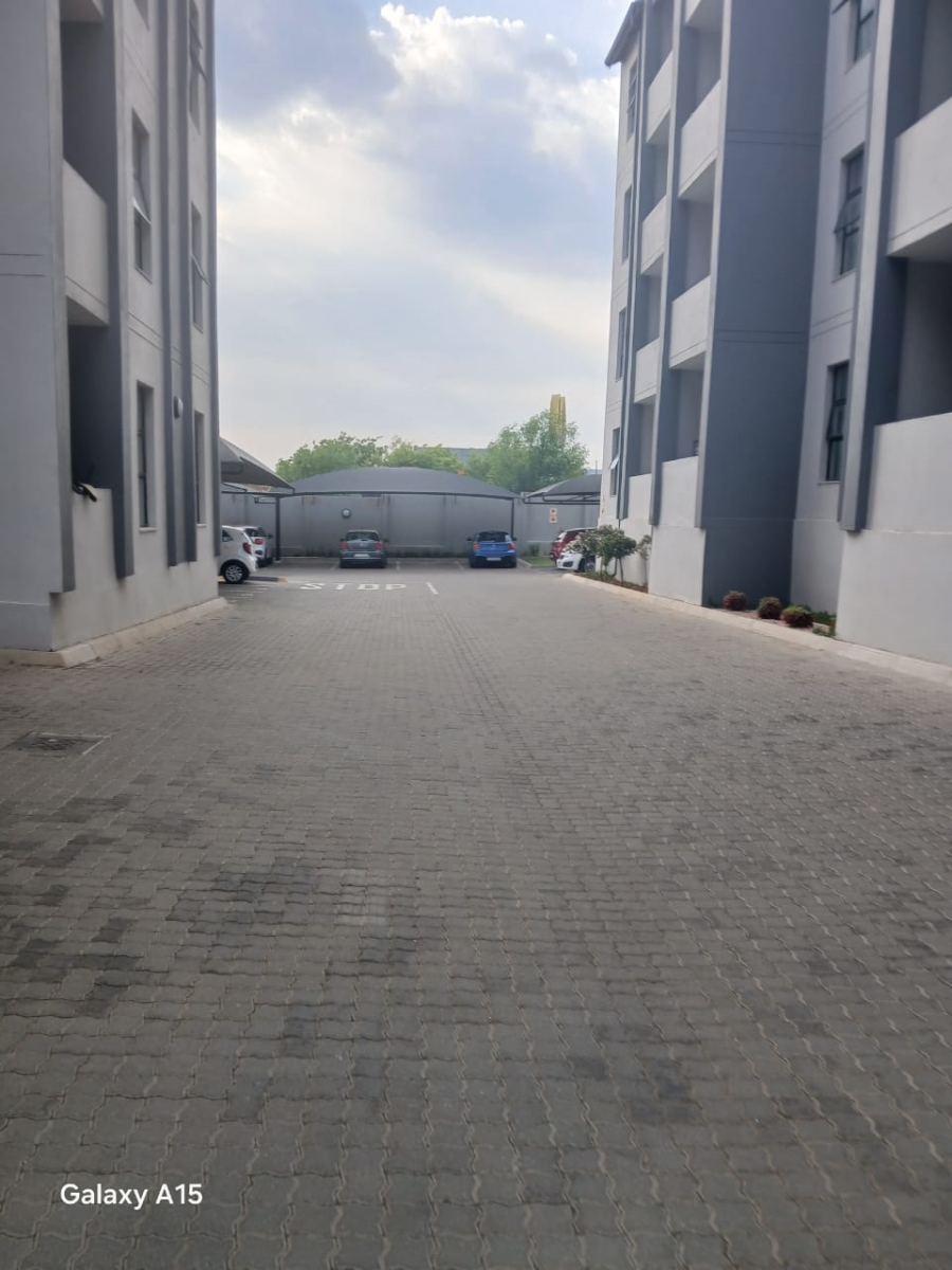 2 Bedroom Property for Sale in Carlswald Gauteng